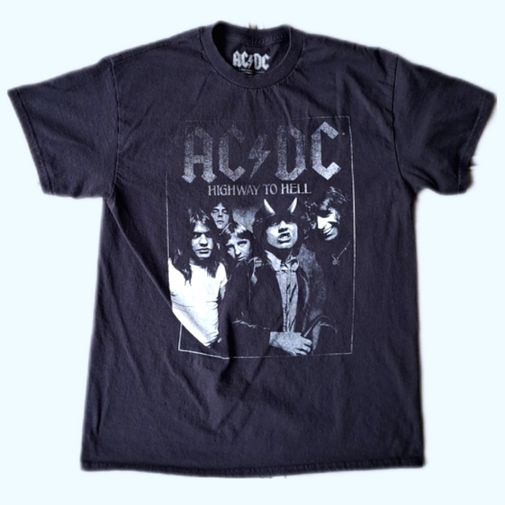 ACDC Highway to Hell T-Shirt Men's Size M Black 100% Cotton Graphic Tee Band Tee
